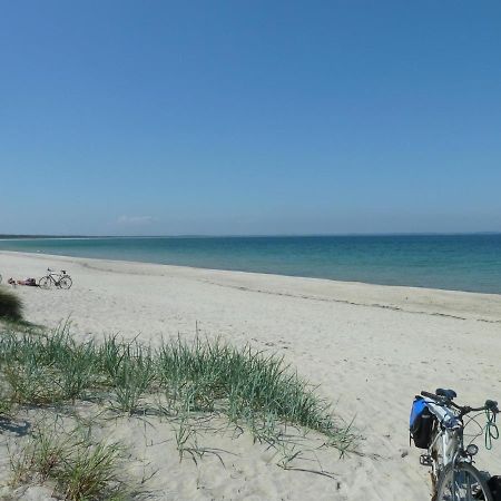 Ferienapartment Wiese & Meer Auf Ruegen Neddesitz Exteriér fotografie